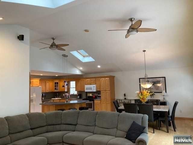 598 Saddle River Road 1, Saddle Brook, NJ 07663