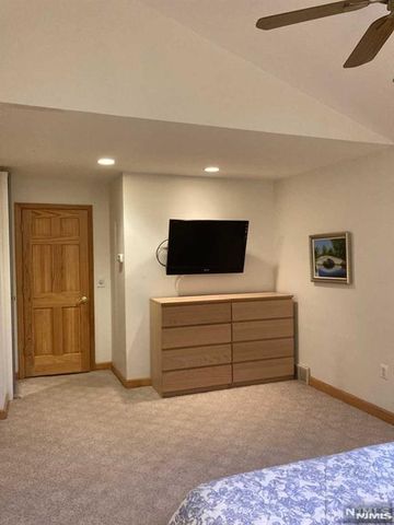 598 Saddle River Road 1, Saddle Brook, NJ 07663