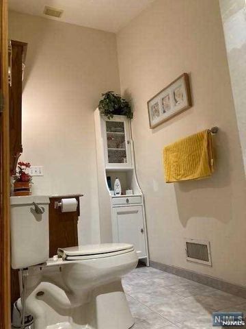 598 Saddle River Road 1, Saddle Brook, NJ 07663