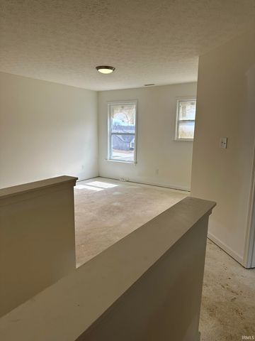 7548 W Justice Avenue, Bloomington, IN 47404