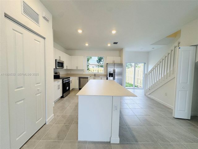 243 SE 11th Ct 243, Florida City, FL 33034