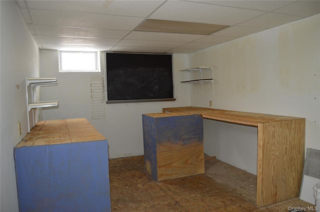 108 Flower Hill, Kingston, NY 12401