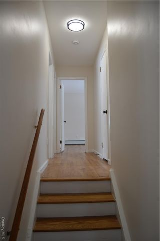 108 Flower Hill, Kingston, NY 12401