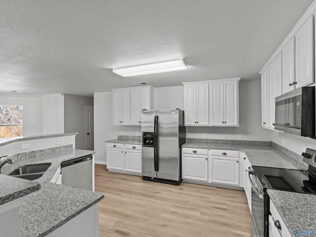 128 Grantham Circle, Madison, AL 35756