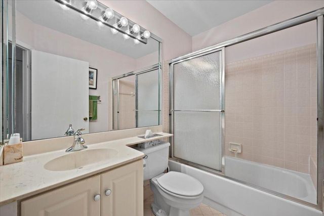 5382 Firenze Drive D, Boynton Beach, FL 33437