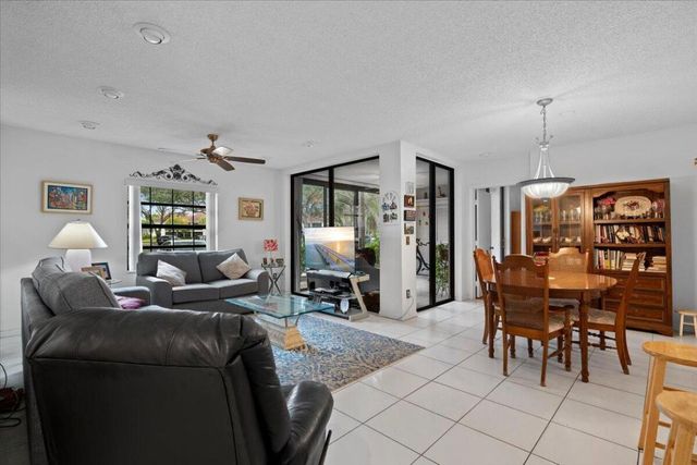 5382 Firenze Drive D, Boynton Beach, FL 33437