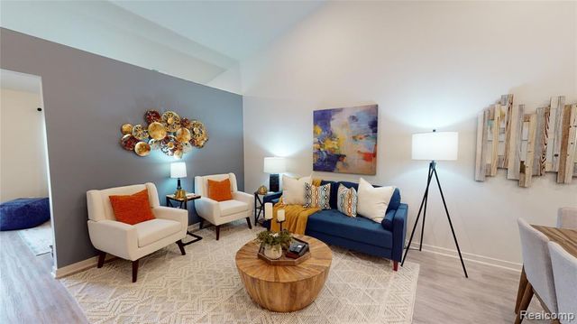 20930 Lyon 17, Macomb, MI 48042