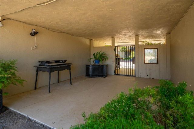 5521 Churn Crk Road, Redding, CA 96002