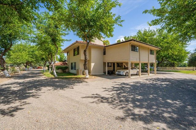 5521 Churn Crk Road, Redding, CA 96002