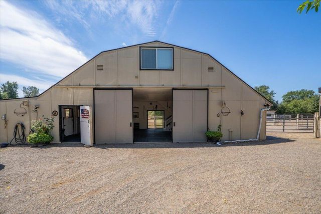 5521 Churn Crk Road, Redding, CA 96002