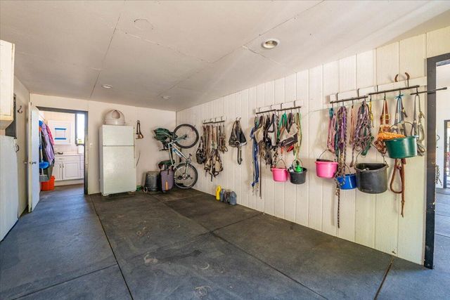 5521 Churn Crk Road, Redding, CA 96002