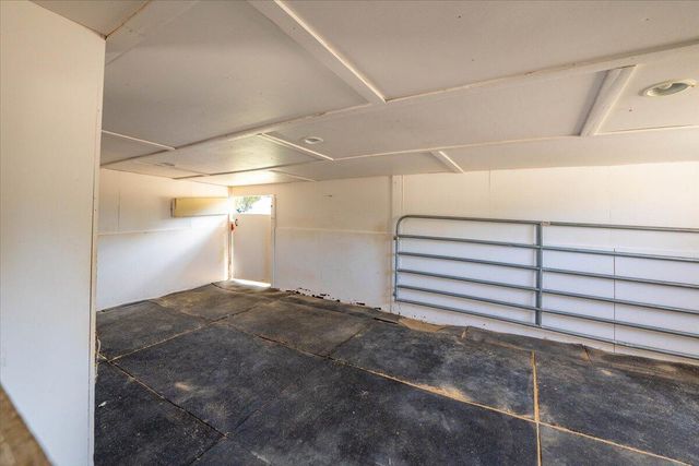 5521 Churn Crk Road, Redding, CA 96002