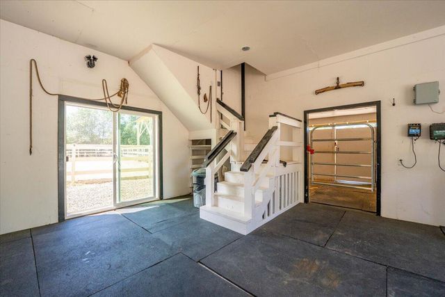 5521 Churn Crk Road, Redding, CA 96002