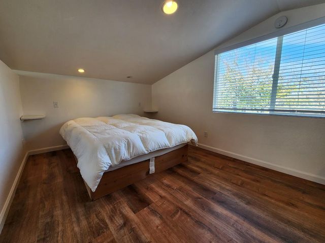 5521 Churn Crk Road, Redding, CA 96002