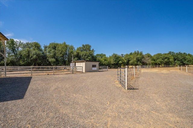 5521 Churn Crk Road, Redding, CA 96002