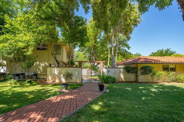 5521 Churn Crk Road, Redding, CA 96002