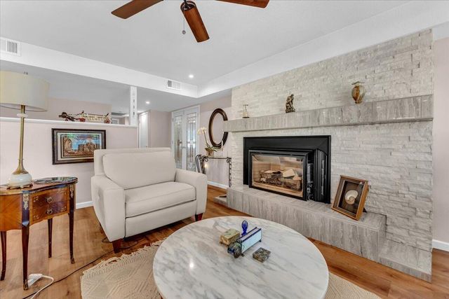 5521 Churn Crk Road, Redding, CA 96002