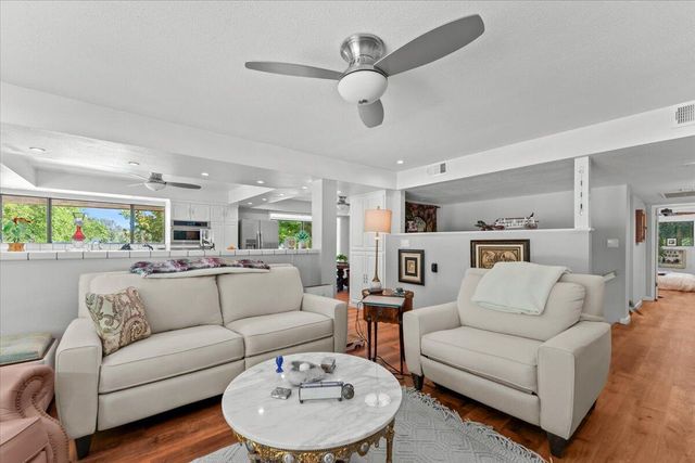 5521 Churn Crk Road, Redding, CA 96002