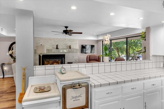 5521 Churn Crk Road, Redding, CA 96002