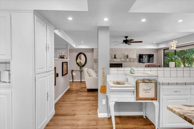 5521 Churn Crk Road, Redding, CA 96002