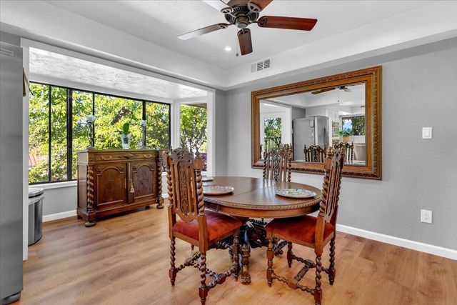 5521 Churn Crk Road, Redding, CA 96002