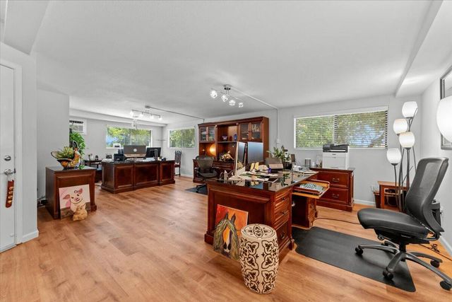 5521 Churn Crk Road, Redding, CA 96002