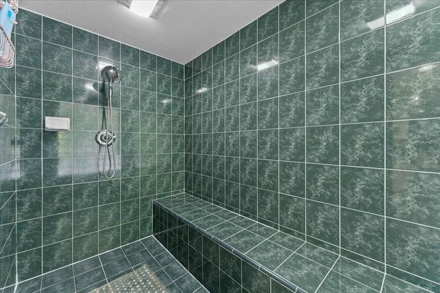 5521 Churn Crk Road, Redding, CA 96002