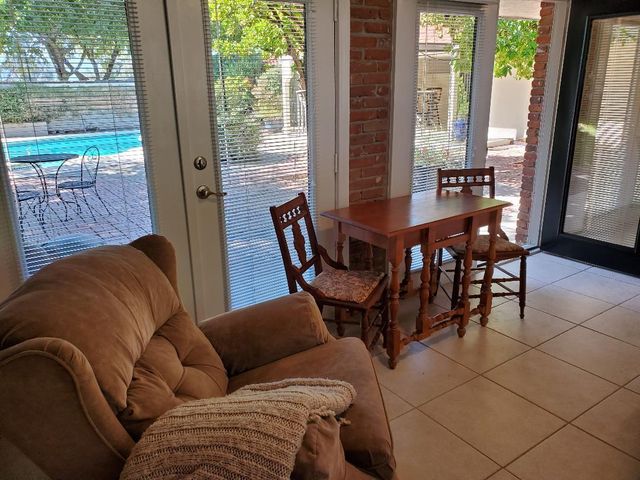 5521 Churn Crk Road, Redding, CA 96002