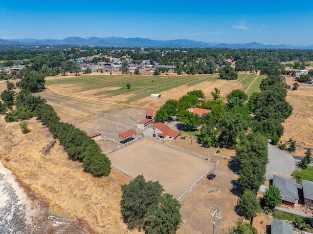 5521 Churn Crk Road, Redding, CA 96002
