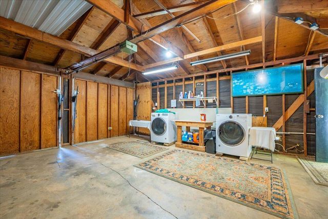 5521 Churn Crk Road, Redding, CA 96002