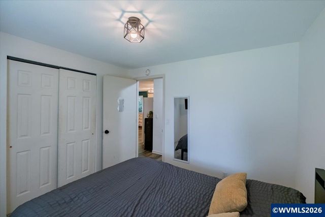 1475 Seattle Slew Dr SE, Salem, OR 97317