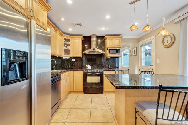 3147 Denton Drive, Merrick, NY 11566