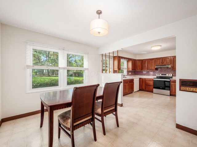 5657 Flintlock Lane, Columbus, OH 43213