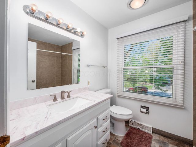 5657 Flintlock Lane, Columbus, OH 43213