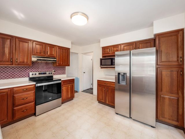 5657 Flintlock Lane, Columbus, OH 43213