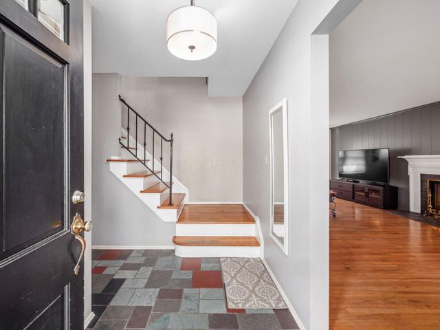5657 Flintlock Lane, Columbus, OH 43213