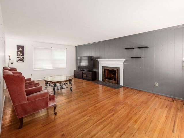 5657 Flintlock Lane, Columbus, OH 43213
