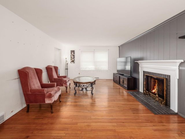 5657 Flintlock Lane, Columbus, OH 43213