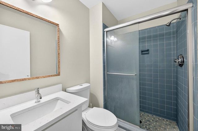 4815 WAKEFIELD CHAPEL RD, Annandale, VA 22003