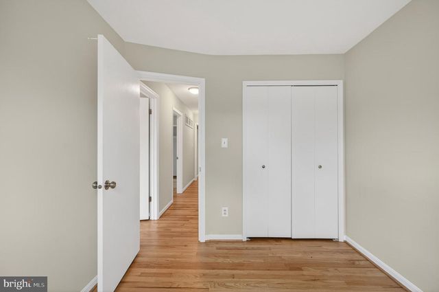 4815 WAKEFIELD CHAPEL RD, Annandale, VA 22003