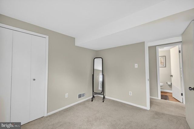 4815 WAKEFIELD CHAPEL RD, Annandale, VA 22003