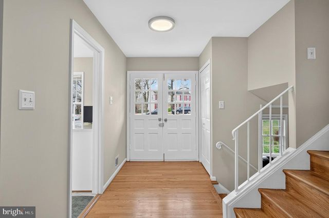 4815 WAKEFIELD CHAPEL RD, Annandale, VA 22003