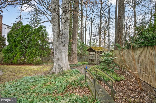 4815 WAKEFIELD CHAPEL RD, Annandale, VA 22003