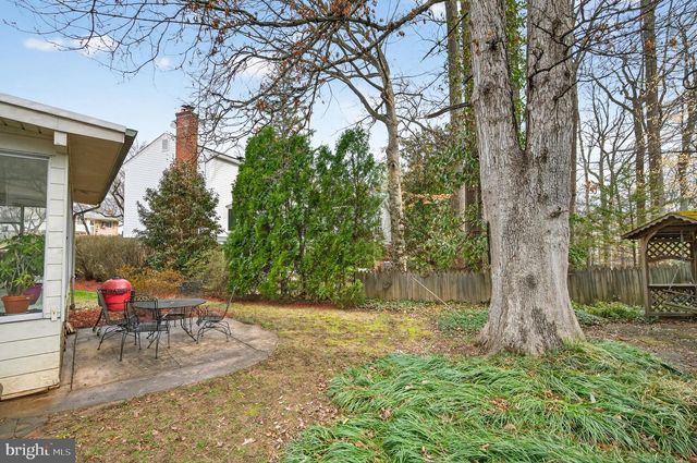 4815 WAKEFIELD CHAPEL RD, Annandale, VA 22003