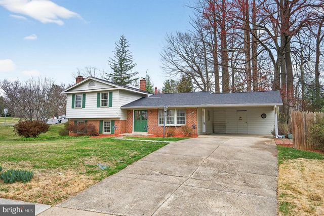 4815 WAKEFIELD CHAPEL RD, Annandale, VA 22003