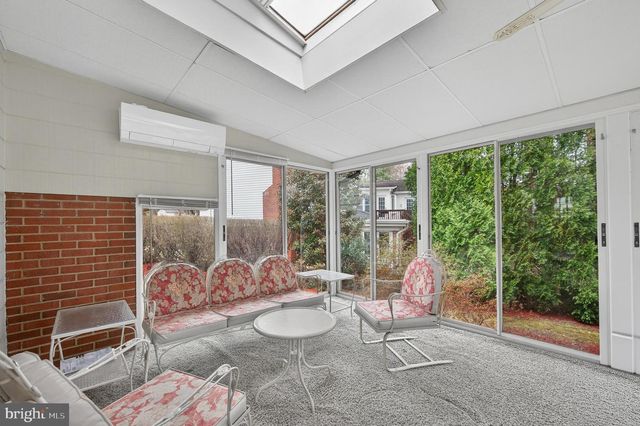 4815 WAKEFIELD CHAPEL RD, Annandale, VA 22003