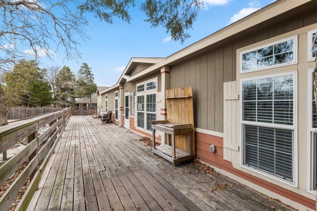 186 La Selva DR, Elgin, TX 78621