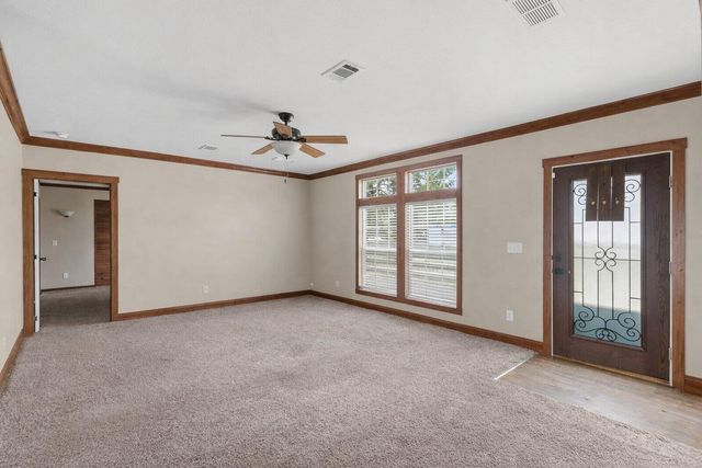 186 La Selva DR, Elgin, TX 78621