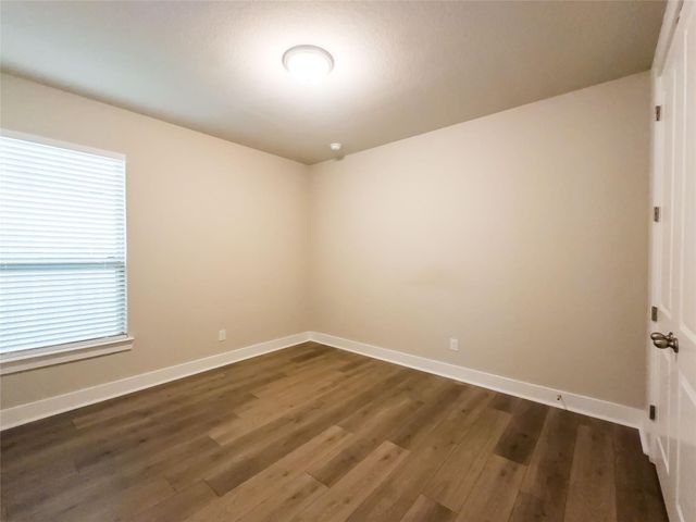 337 Alicante LN, Liberty Hill, TX 78642