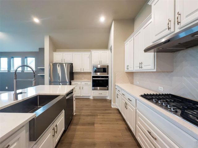 337 Alicante LN, Liberty Hill, TX 78642